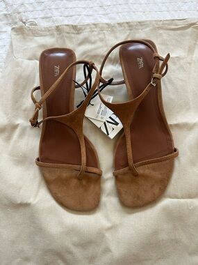 NWT Zara Brown Heeled Sandals